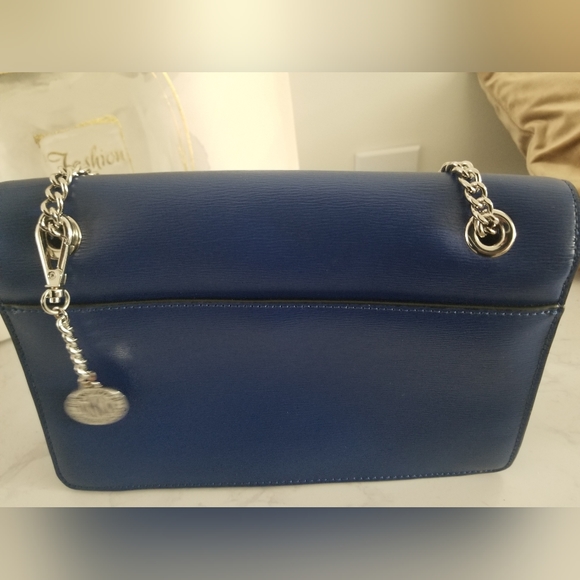 DKNY bag - Picture 3 of 10